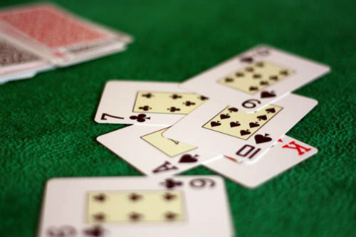 Jeux de cartes et Scrabble au Club de loisirs des retraités feuillantins, La Fouillouse